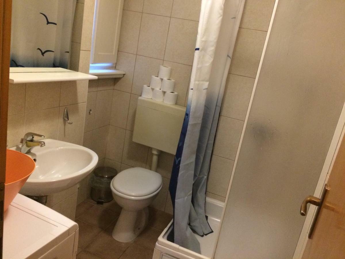 Lucic C Apartman *